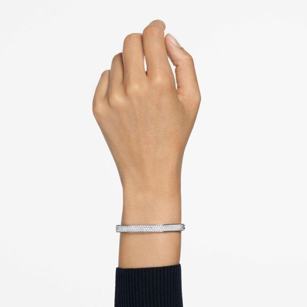 Swarovski Dextera bangle
Octagon shape, White Bracelet